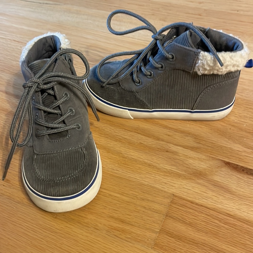 Toddler Grey Corduroy Faux Sherpa side zip high top shoes, GAP KIDS size 9